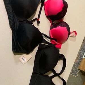 Elegant Black and Pink Lace Women's Bras